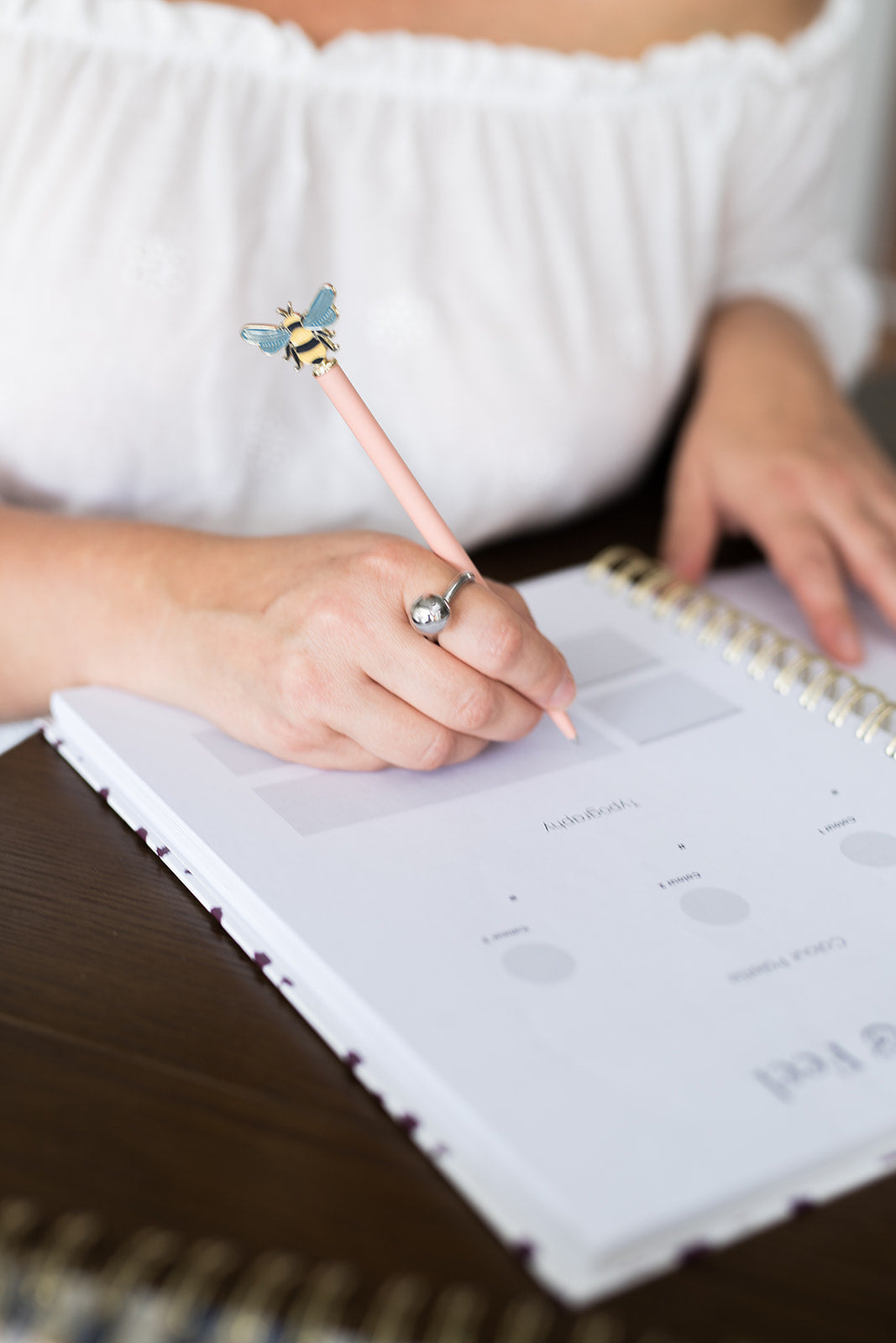 2025 Social Media Planner and Diary + Awareness Dates - Lilac Gold